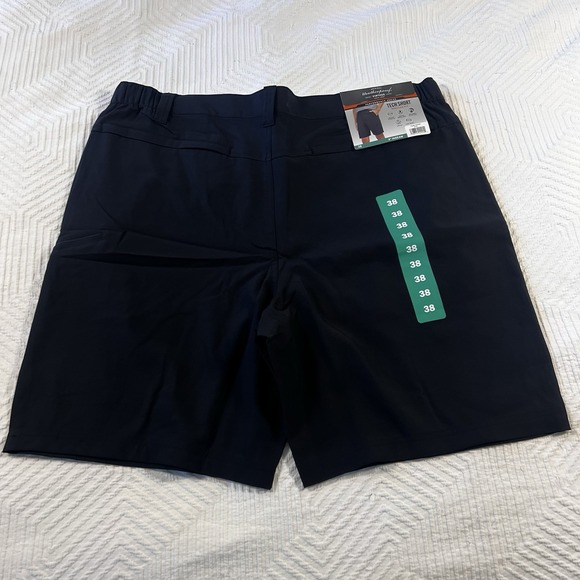 Weatherproof Vintage Tech Shorts Regular Fit Men's 38 9" Inseam Black NWT - Picture 3 of 3